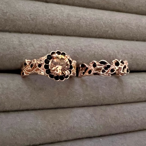 Rings set - Picture 4 of 6